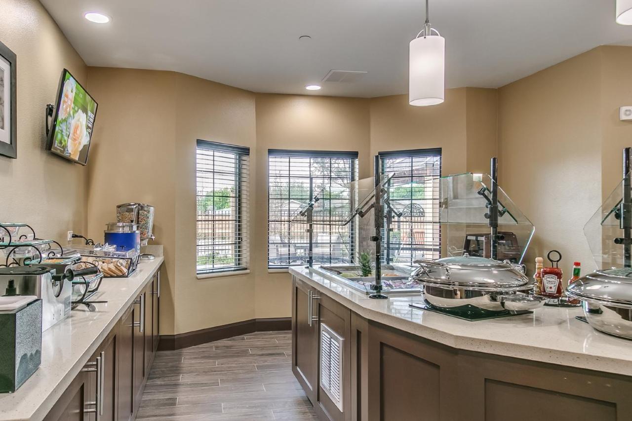 Staybridge Suites Lubbock South By Ihg 3*